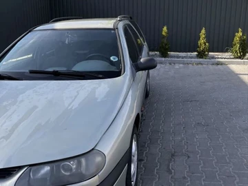 Авто Renault Laguna 2000 № 8648625