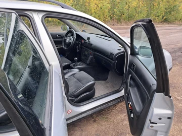 Авто Volkswagen Passat Variant 2000 № 8648679