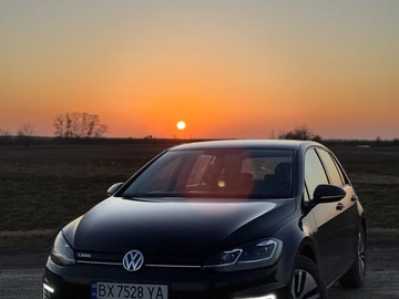 Авто Volkswagen Golf 2018 № 8648706