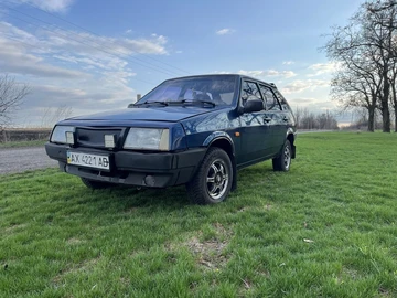 Авто ВАЗ 2109 1994 № 8648964