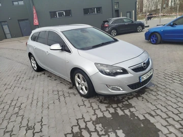 Авто Opel Astra 2012 № 8648986