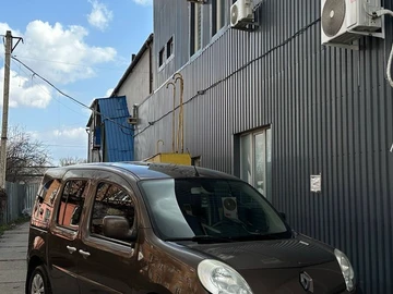 Авто Renault Kangoo Passenger 2012 № 8648988