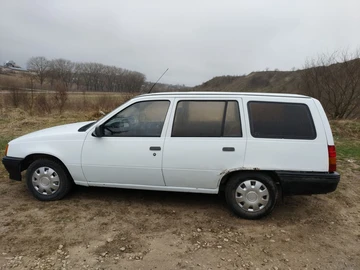 Авто Opel Kadett 1986 № 8648991