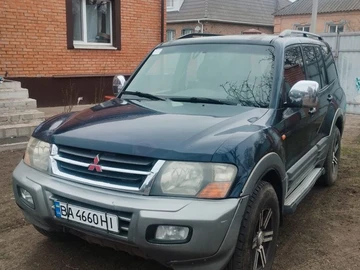 Авто Mitsubishi Pajero 2002 № 8649024