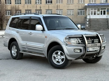 Авто Mitsubishi Pajero 2002 № 8649034