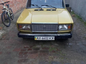 Авто ВАЗ 2107 1988 № 8649057