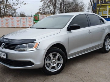 Авто Volkswagen Jetta 2010 № 8649060