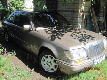 Авто Mercedes W124 1990 № 8649192