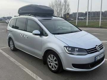 Авто Volkswagen Sharan 2010 № 8649211