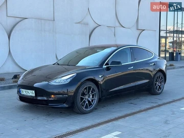 Авто Tesla Model 3 2019 № 8649263