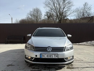 Авто Volkswagen Passat Variant 2012 № 8649292