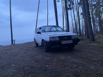 Авто ВАЗ 2109 1989 № 8649313