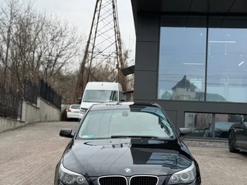 Авто BMW 5 Серия 2005 № 8649501