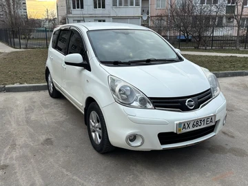 Авто Nissan Note 2013 № 8649579