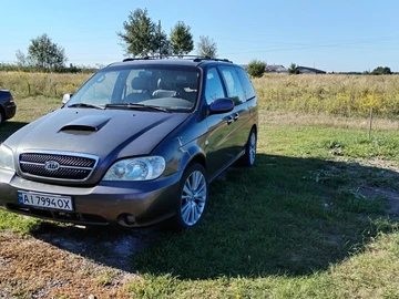 Авто KIA Carnival 1998 № 8649815