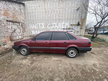 Авто Volkswagen Passat Sedan 1982 № 8649919