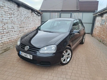 Авто Volkswagen Golf 2004 № 8649933
