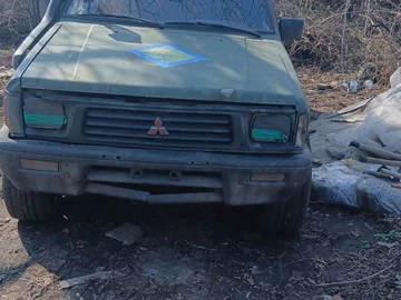 Авто Mitsubishi L 200 1994 № 8650108