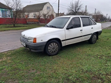 Авто Opel Kadett 1988 № 8650244