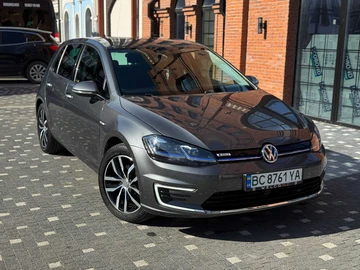 Авто Volkswagen Golf 2019 № 8650299
