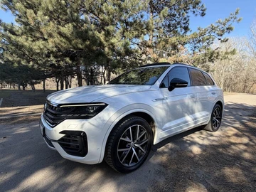 Авто Volkswagen Touareg 2019 № 8650420