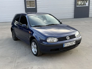 Авто Volkswagen Golf 2001 № 8650457