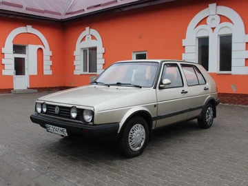Авто Volkswagen Golf 1990 № 8650489