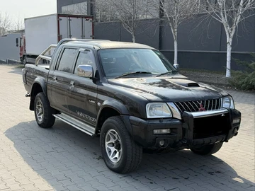 Авто Mitsubishi L 200 2005 № 8650777