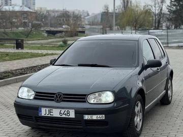 Авто Volkswagen Golf 1998 № 8650973