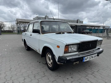 Авто ВАЗ 2107 1990 № 8650975