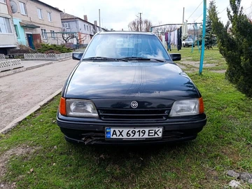 Авто Opel Kadett 1987 № 8651064