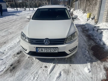 Авто Volkswagen Passat Variant 2013 № 8651649
