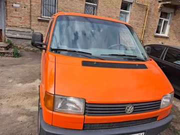 Авто Volkswagen Transporter 1994 № 8651693