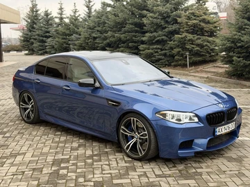 Авто BMW M5 2012 № 8651730