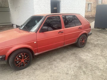 Авто Volkswagen Golf 1990 № 8651777