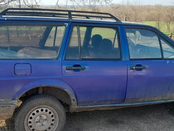 Авто Volkswagen Passat Variant 1988 № 8651949
