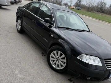 Авто Volkswagen Passat Sedan 2003 № 8652156