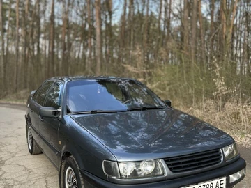 Авто Volkswagen Passat Sedan 1995 № 8652252