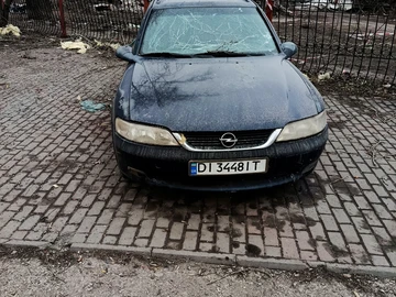 Авто Opel Vectra 1999 № 8652286