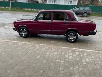 Авто ВАЗ 2107 2001 № 8652289