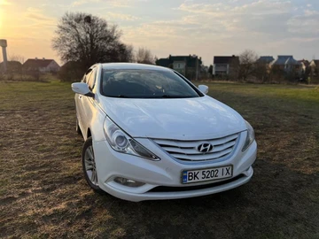 Авто Hyundai Sonata 2011 № 8652602