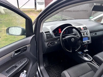 Авто Volkswagen Touran 2006 № 8652617