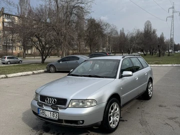 Авто Audi A4 2002 № 8652637