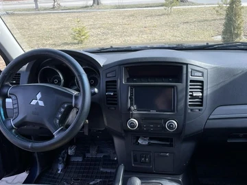 Авто Mitsubishi Pajero 2010 № 8652639