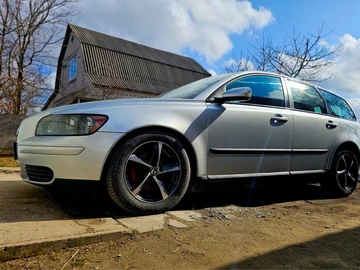 Авто Volvo V50 2006 № 8652687