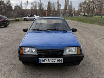 Авто ВАЗ 2109 1992 № 8652726