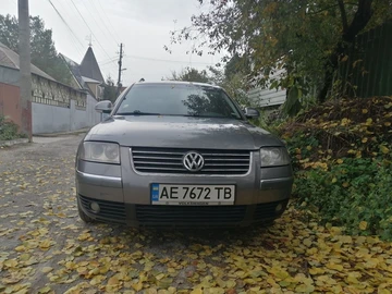 Авто Volkswagen Passat Variant 2005 № 8652823