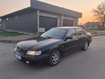 Авто Nissan Maxima 1998 № 8652939