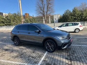 Авто Volkswagen Tiguan 2022 № 8653087
