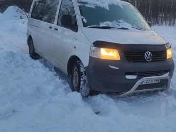 Авто Volkswagen Transporter 2006 № 8653135